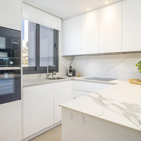 Soleado Con Jardin Privado Апартаменты *